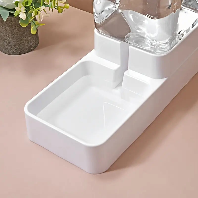 Bark & Buff™ Pet Food & Water Dispencer